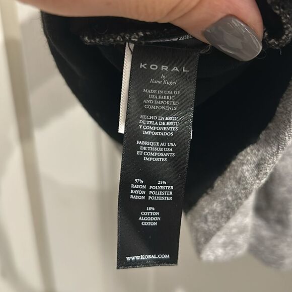 Koral Gray & Black Work Out Tank, Size Large - Picture 8 of 10